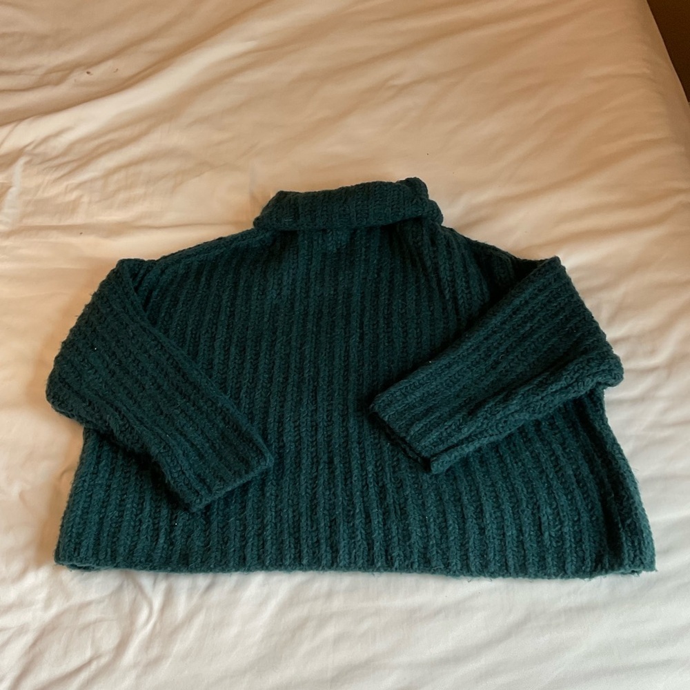 Free People Emerald Green Turtleneck Sweater Size Small Wool Blend